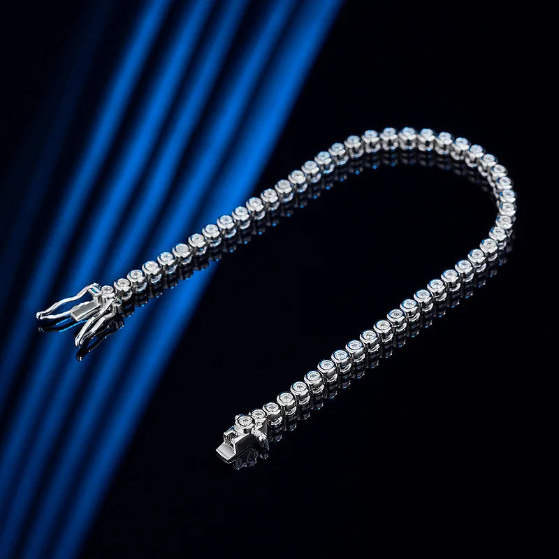 Circular Moissanite Bracelet – 925 Silver